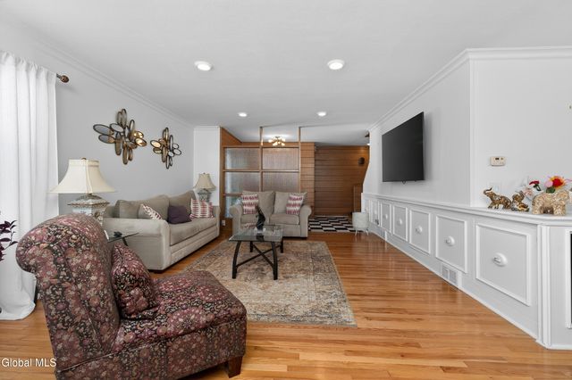 333 S Manning Boulevard, Albany, NY 12208