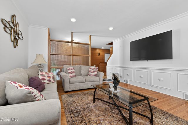 333 S Manning Boulevard, Albany, NY 12208