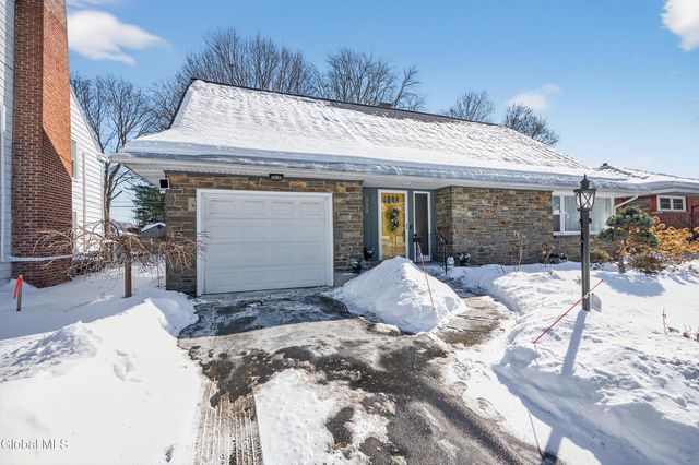 333 S Manning Boulevard, Albany, NY 12208