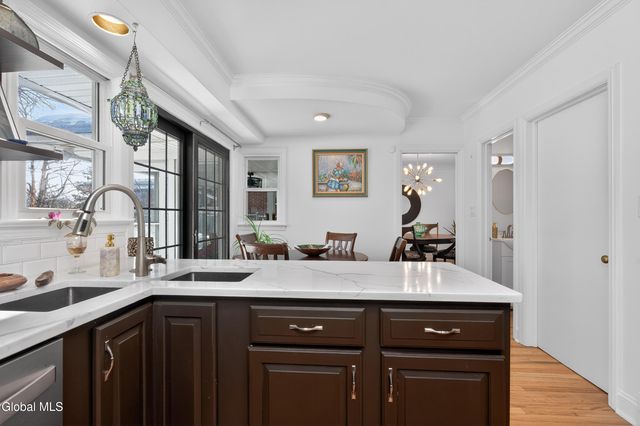 333 S Manning Boulevard, Albany, NY 12208