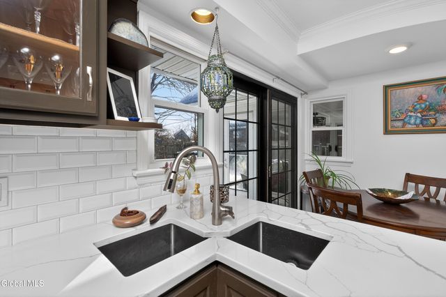 333 S Manning Boulevard, Albany, NY 12208