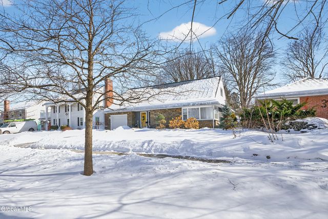 333 S Manning Boulevard, Albany, NY 12208