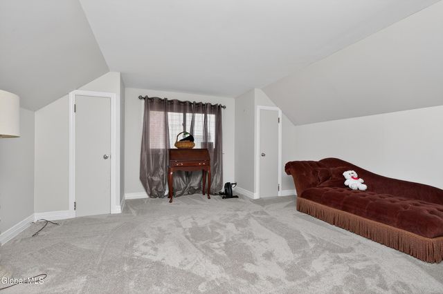 333 S Manning Boulevard, Albany, NY 12208