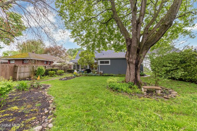 333 S Manning Boulevard, Albany, NY 12208