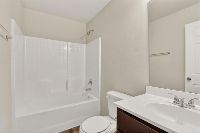 1924 Hannah Lane, Oklahoma City, OK 73127