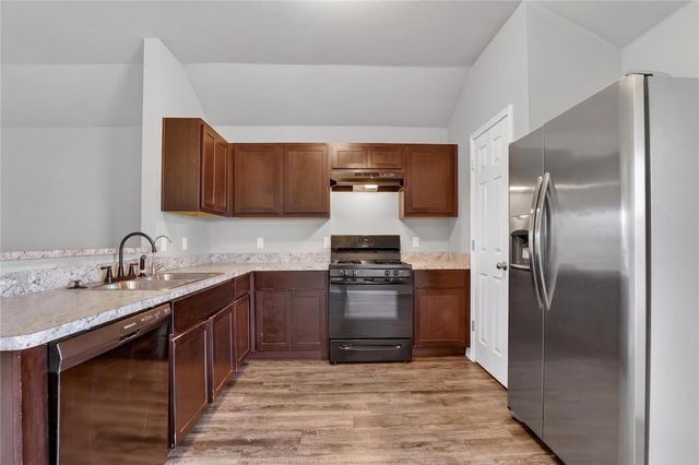 1924 Hannah Lane, Oklahoma City, OK 73127