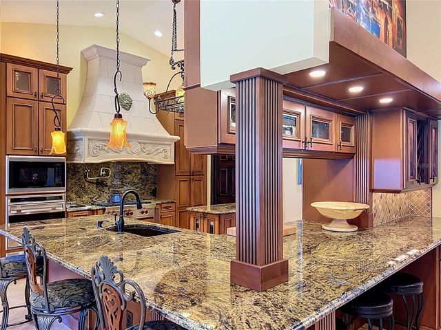2636 CLEMENTON PARK COURT, Orlando, FL 32835