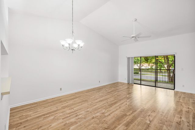 206 Congressional Way 206, Deerfield Beach, FL 33442