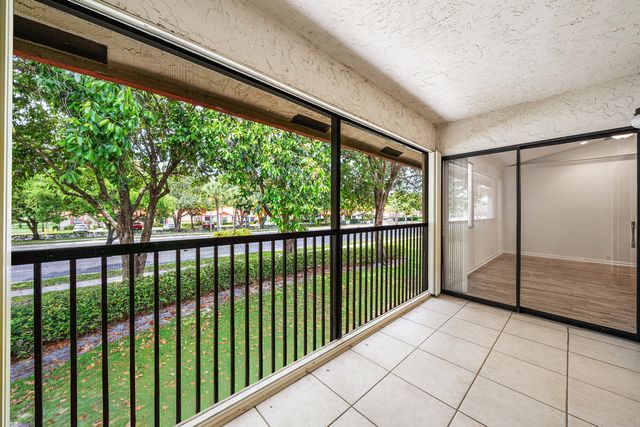 206 Congressional Way 206, Deerfield Beach, FL 33442