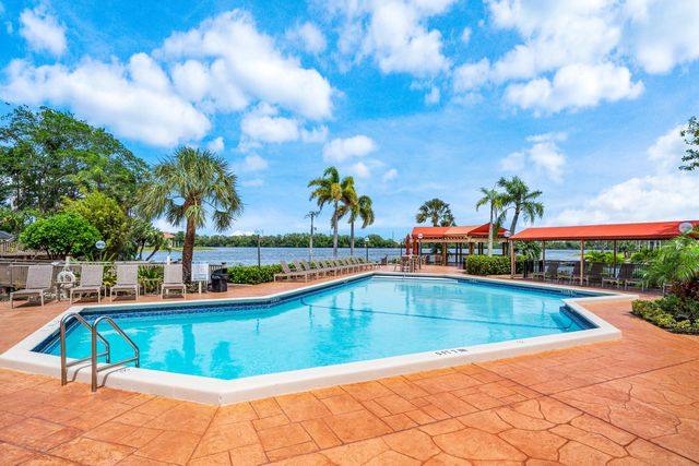 206 Congressional Way 206, Deerfield Beach, FL 33442