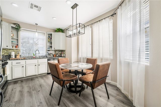 9125 Hampstead Avenue, Las Vegas, NV 89145