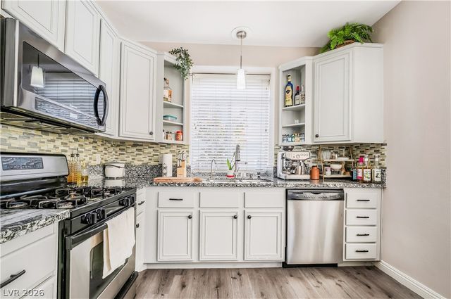 9125 Hampstead Avenue, Las Vegas, NV 89145