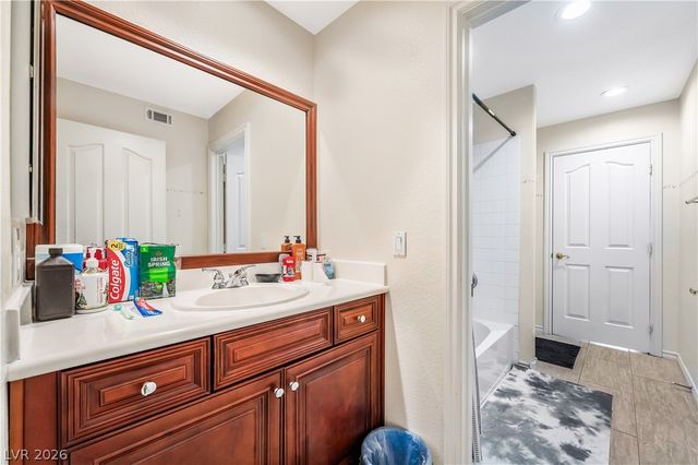 9125 Hampstead Avenue, Las Vegas, NV 89145