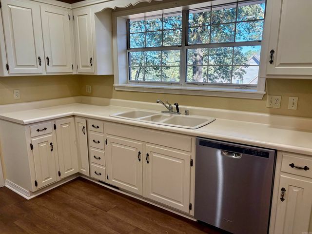 118 Red Oak Lane, Searcy, AR 72143