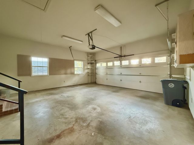 118 Red Oak Lane, Searcy, AR 72143