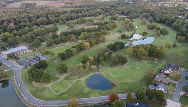 118 Red Oak Lane, Searcy, AR 72143