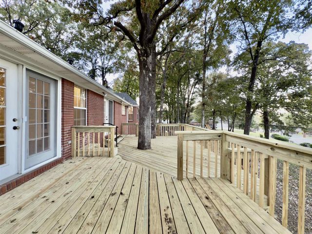 118 Red Oak Lane, Searcy, AR 72143