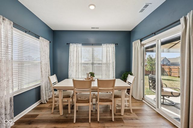 6611 Honeysuckle Way, Pendleton, IN 46064