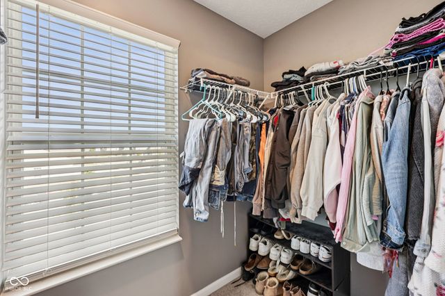 6611 Honeysuckle Way, Pendleton, IN 46064