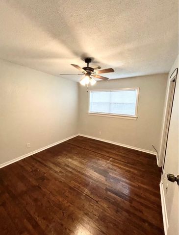 2305 Kingsdale Drive, Deer Park, TX 77536