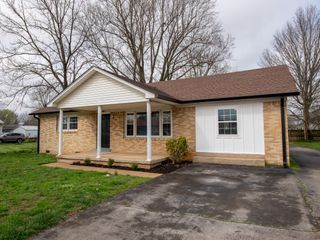 809 N Military Ave, Lawrenceburg, TN 38464