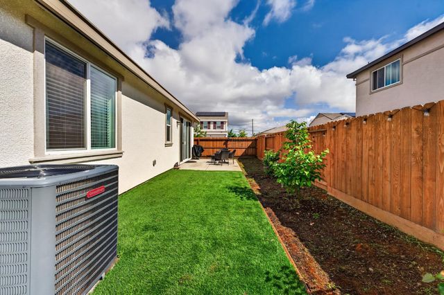11986 Granzella Way, Rancho Cordova, CA 95742
