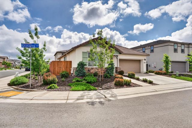11986 Granzella Way, Rancho Cordova, CA 95742