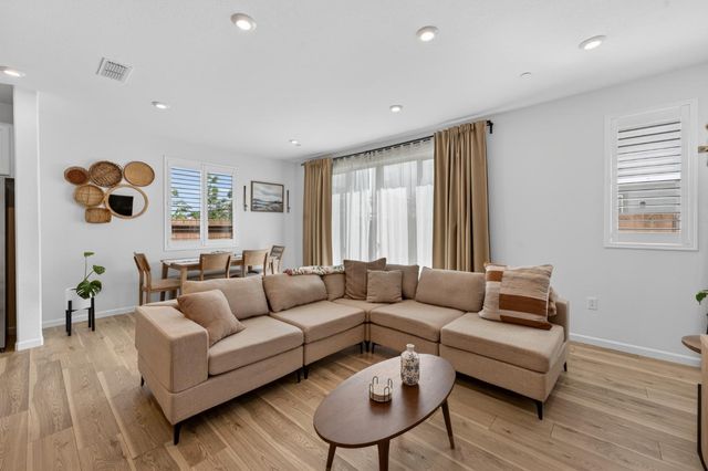 11986 Granzella Way, Rancho Cordova, CA 95742