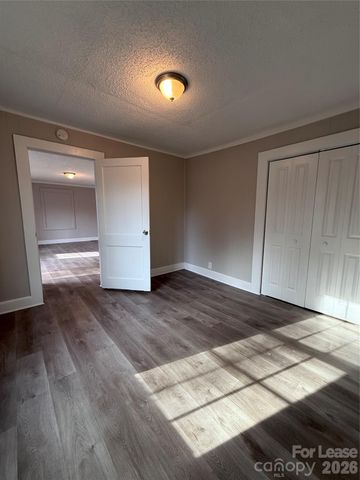 1402 Austin Street, Gastonia, NC 28052