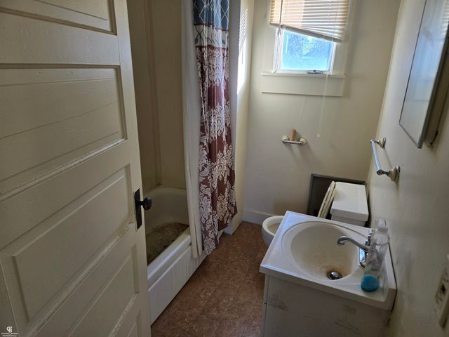 202 S Main Street, Yale, MI 48097