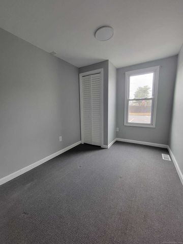 158 Chapel Street 1, Milford, CT 06460