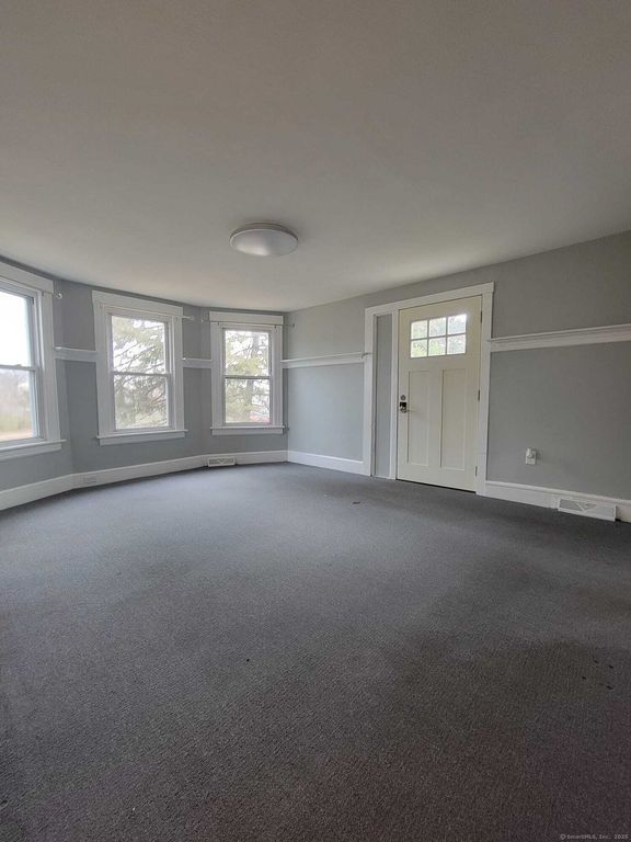 158 Chapel Street 1, Milford, CT 06460