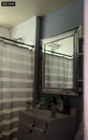 1657 N Artesian Avenue, Chicago, IL 60647