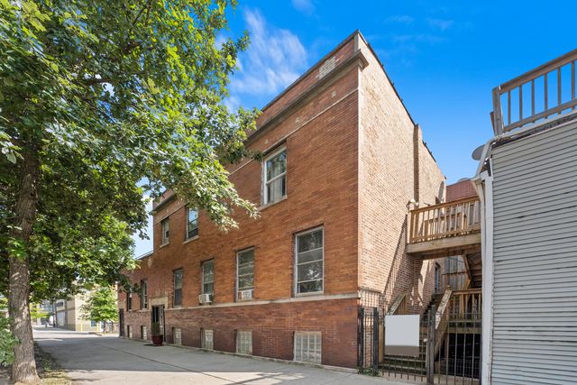 1657 N Artesian Avenue, Chicago, IL 60647