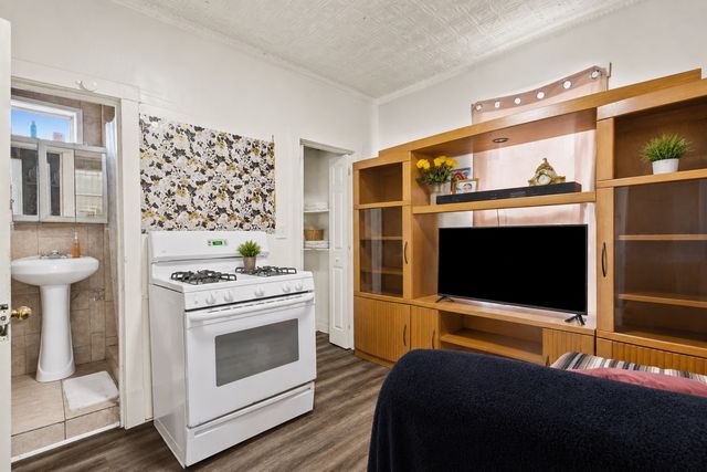 2639 S Trumbull Avenue, Chicago, IL 60623