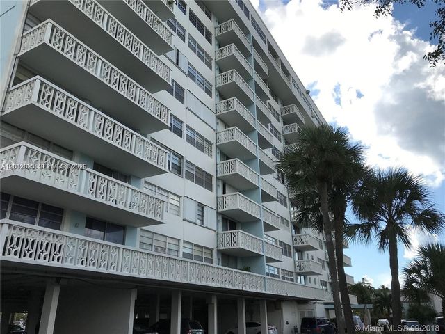 13155 Ixora Court 810, North Miami, FL 33181