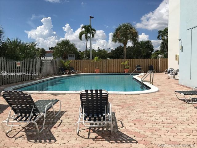 13155 Ixora Court 810, North Miami, FL 33181