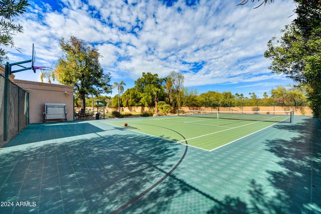 8434 E CHARTER OAK Drive, Scottsdale, AZ 85260