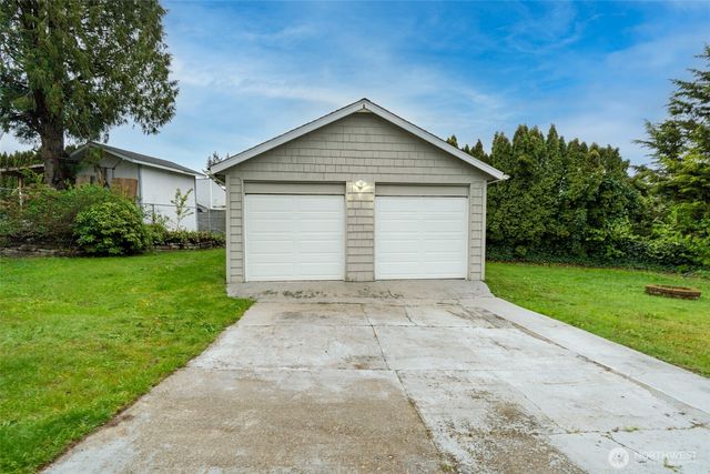 616 S 318th Place, Federal Way, WA 98003