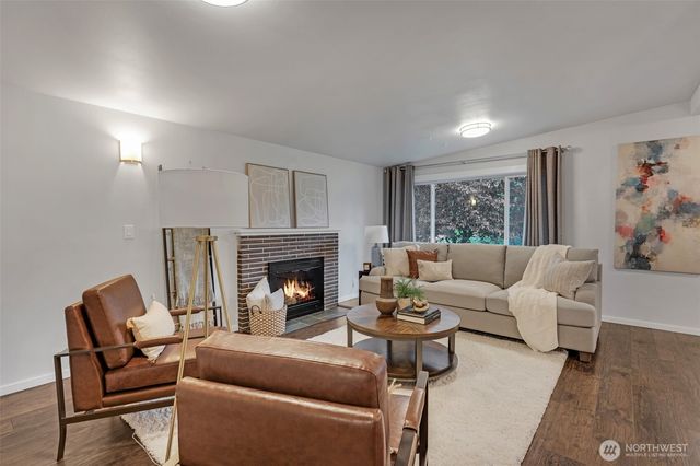 616 S 318th Place, Federal Way, WA 98003