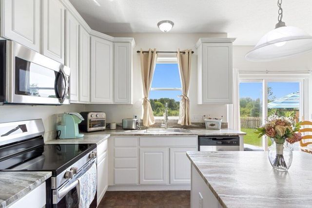133 Brenden Drive, Pataskala, OH 43062