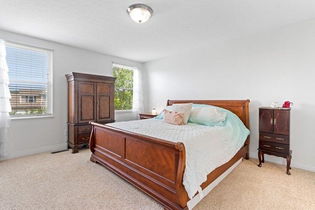 133 Brenden Drive, Pataskala, OH 43062