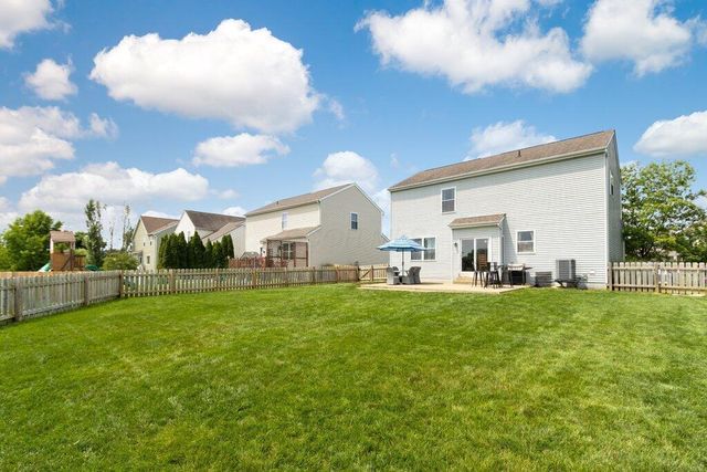 133 Brenden Drive, Pataskala, OH 43062