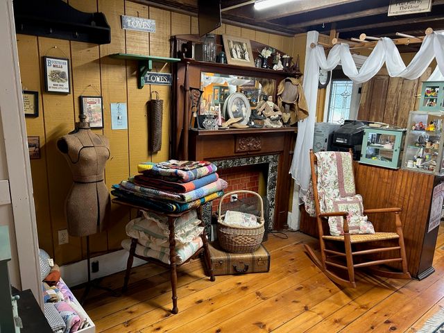 5454 N Main Street, Lexington Twp, MI 48450