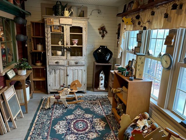 5454 N Main Street, Lexington Twp, MI 48450