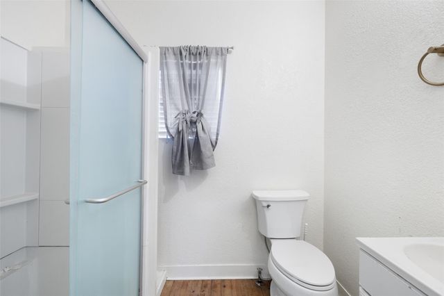 503 E Ash DR, Johnson City, TX 78636