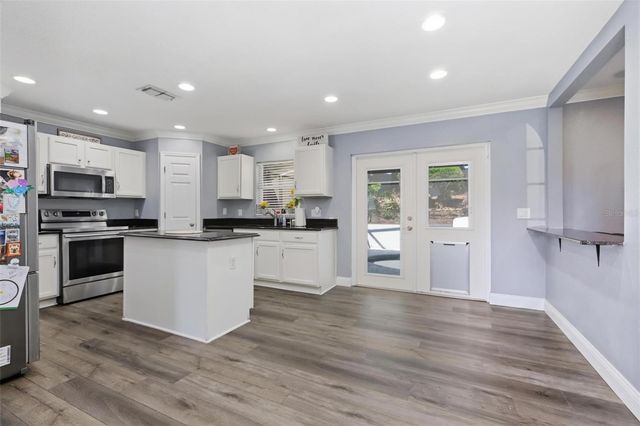 136 OAK VIEW PLACE, Sanford, FL 32773
