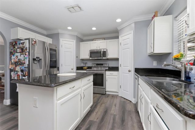 136 OAK VIEW PLACE, Sanford, FL 32773