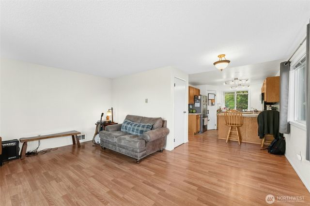 5113 S 4th Avenue, Everett, WA 98203