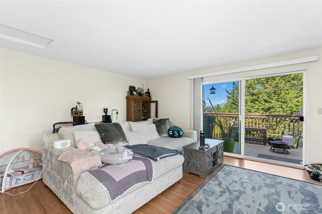5113 S 4th Avenue, Everett, WA 98203